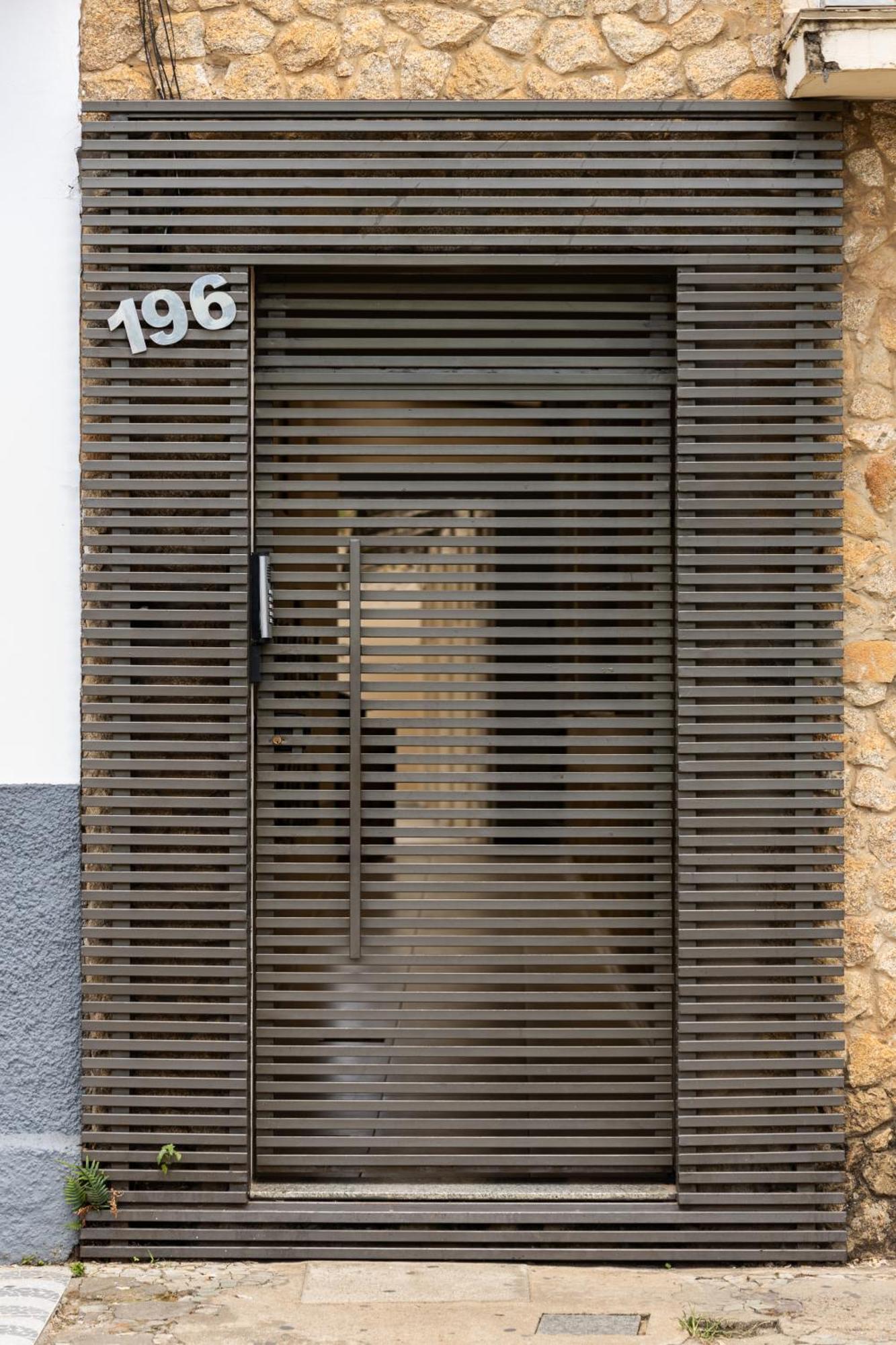 Apartamento Em Sao Joao Del Rei, Ao Lado Da Estacao Ferroviaria, Estacionamento E Ar Condicionado Extérieur photo